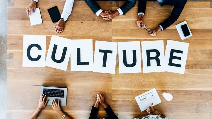 Les sacs à main dans différentes cultures : traditions et symboliques - Delcier