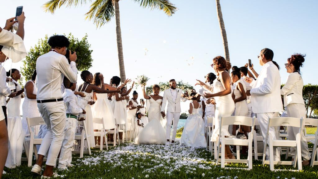 Quel sac à main pour un mariage ? Le guide ultime pour une tenue parfaite - Delcier