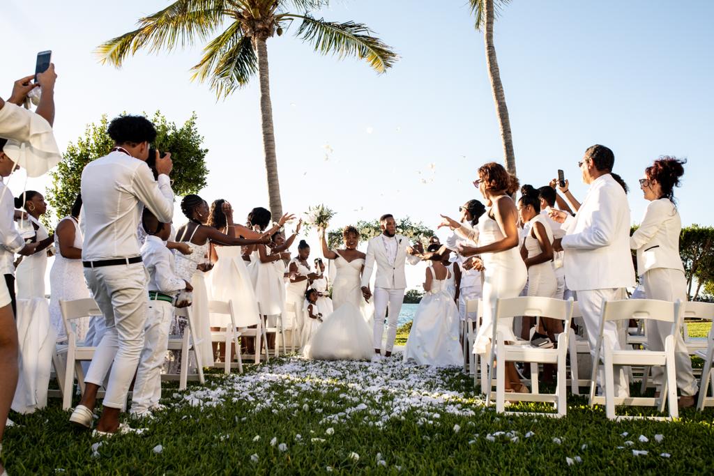 Quel sac à main pour un mariage ? Le guide ultime pour une tenue parfaite